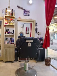 كراسي 2ومري 2 وتخامه 2  مالات حلاقه للبيع الكراسي الجكات شغلات  078010...