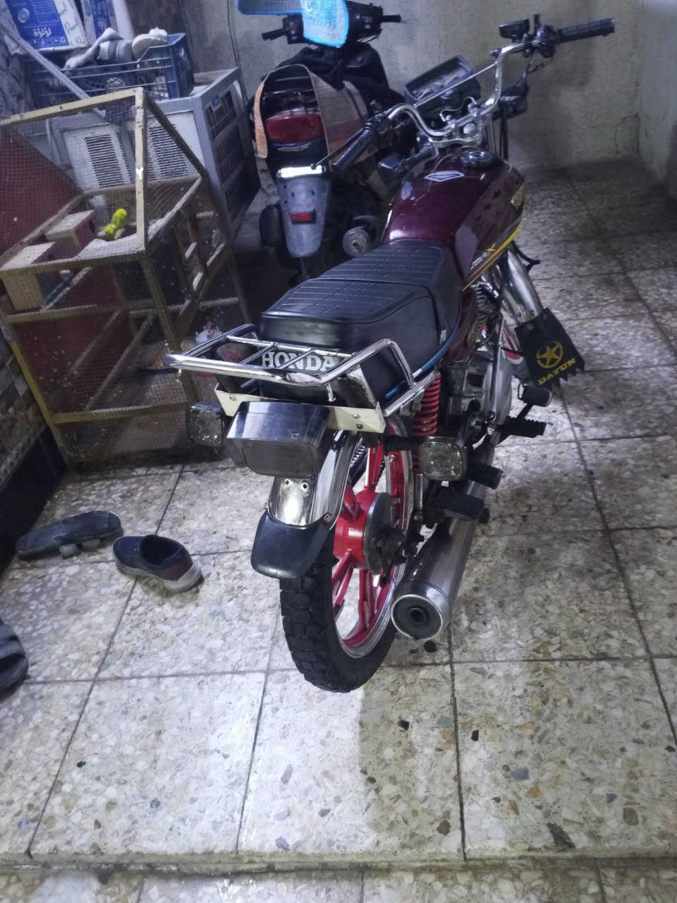 السلام عليكم ايراني سونيك 5 قير الدراجه نظافه فول خير من الله مو عاوزه اي شيء لا تنقصا صور الدراجه نظافتها قدامك تصوير مكينه خرسه مكاني حي النصر بغداد 055...***********
