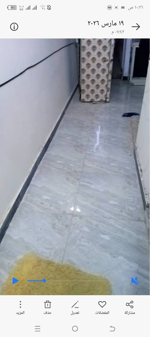 بيت للبيع بيع مستعجل 65مساحة 107 متر واجهه 5 نزال 20 البناء استقبال الطول 6 العرض 4 آلة مدخل متر و 10 حولي درج هوة مطبخ بنفس الوقت غرفة نوم 5 بربعة منور خدمات بناء بلوك ارتفاع متر عن الشارع موقع أبو غريب خلف التربية قريب مركز شرطة الرسالة والمدارس بناء حديث /*********** تواصل وتساب اتصال ممتواجد عل فيس
