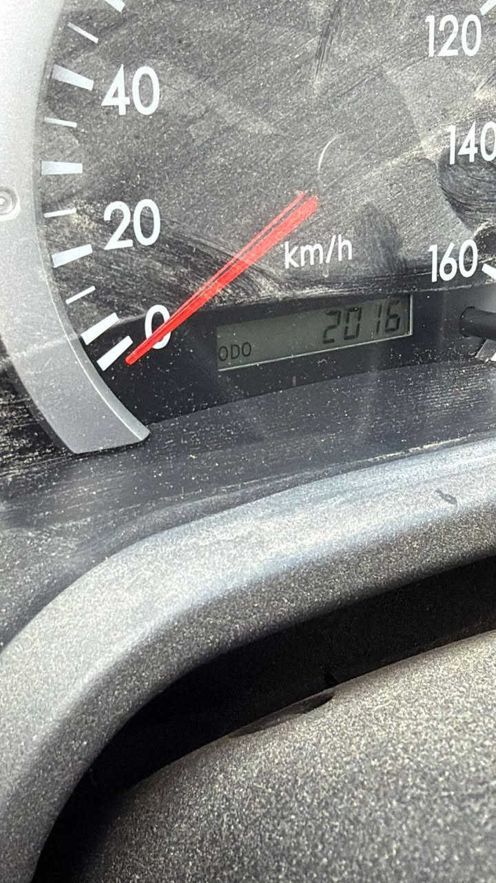 سلام عليكم للبيع كنتر ياباني موديل 2025 السيارة كفالة عامة من الدعامية لدعامية بغداد انكليزي بسمي تحويل مباشر سعر 330 وبيهة مجال   للاستفسار اكثر اتصل *********** / ***********
