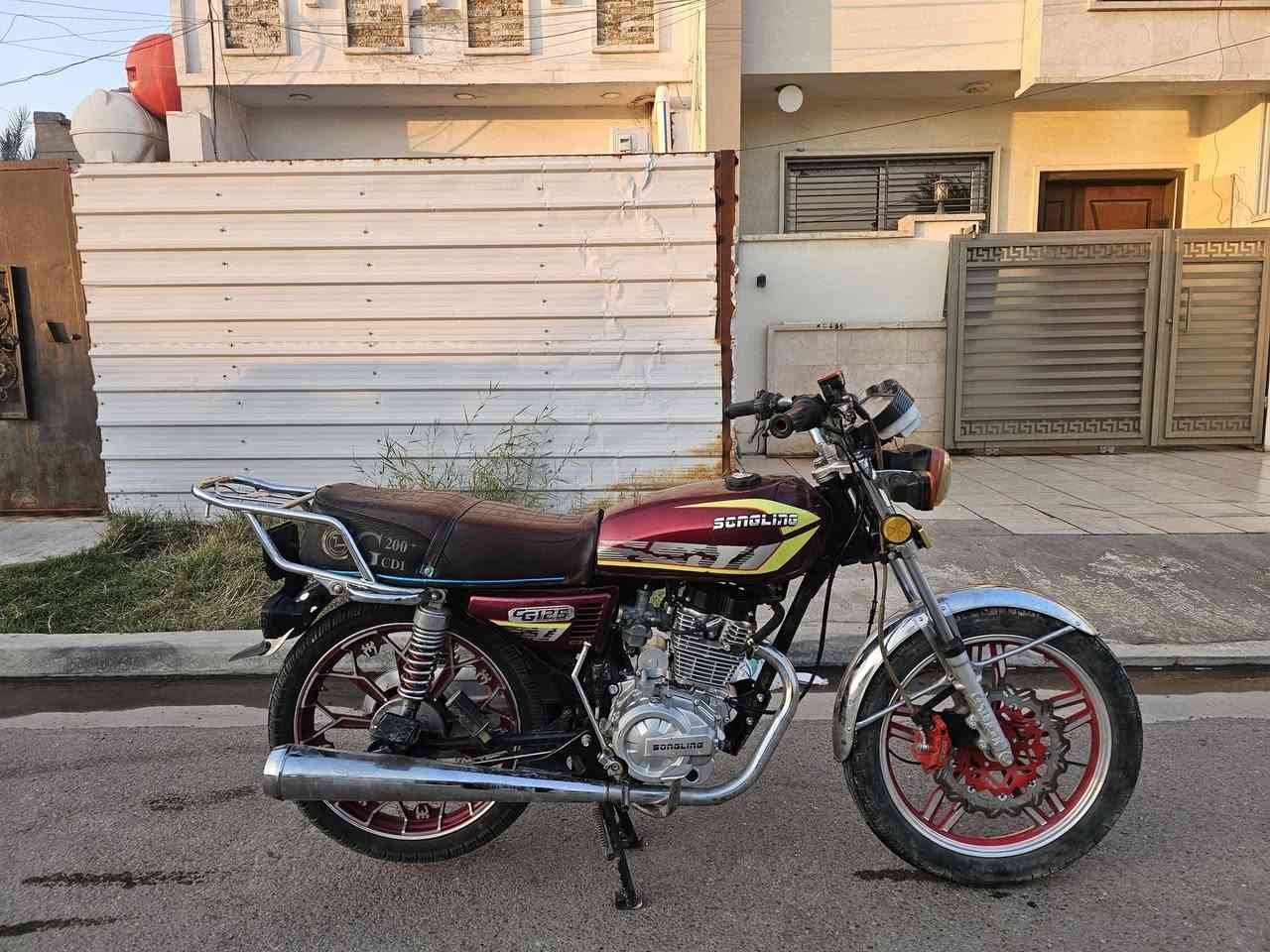 السلام عليكم شباب عندي دراجه سونك محرك 200الدراجه نضيفه مثل ما موضحه بل صوره بيها صوت تفيلس الدشبول مكسور بس الويل لاماني مبدل الباقي موضح بل صوره
الاستفسار
***********
راسلني وتدلل
واتساب موجود
بغداد العامريه
