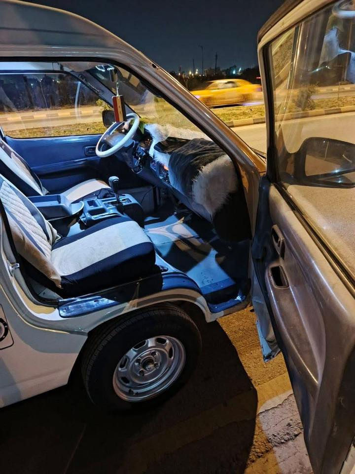 السلام عليكم تيوتا فارة رقم حمل الجديد انكليزي معمرة جديد موديل ١٩٩٥ كير ومحرك كامري باسمي تحويل مباشر السعر ٥٥ 
للاستفسار ***********
