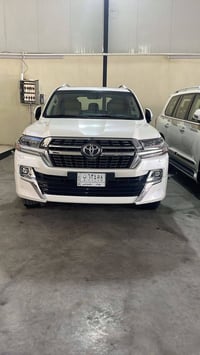 لاندكروز • ٢٠٢١ • ٤٠ الف