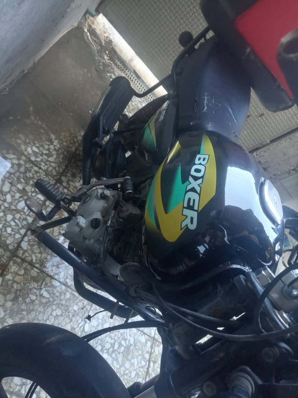 السلام عليكم
بوكسر ٢٠٢٠
مرقم بغداد باسمي الرقم الجديد مكينه وكير ما مفتوحه
كهربائيات كامله ما بيه نقص
دراجه حلوه مال شغل السعر ١٧٠٠
عنوان بغداد الجديده
***********
