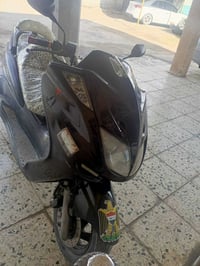 دراجة نارية • فول كلشي • أوراق كاملة