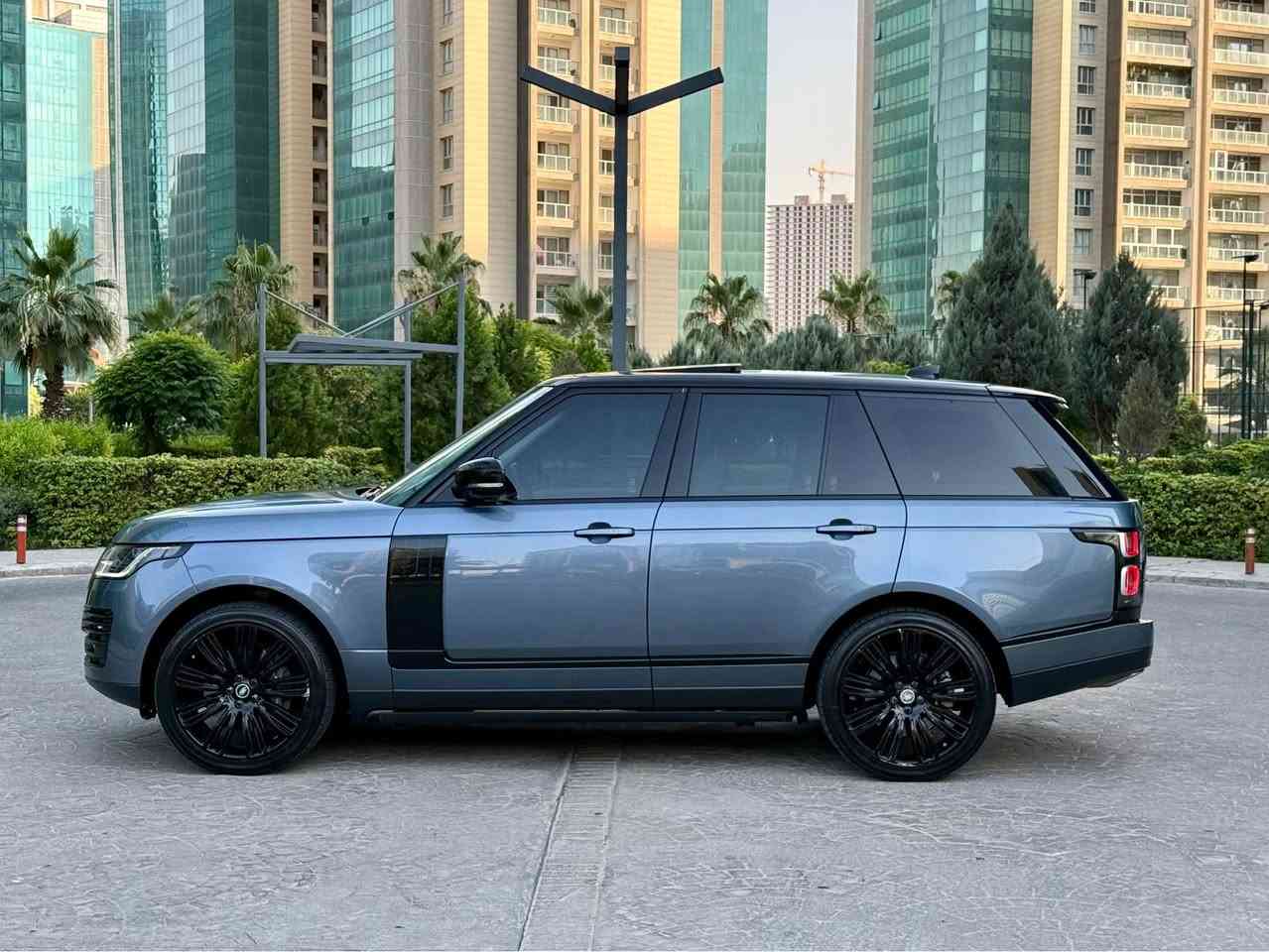 range rover vogue HSE
موديل 2019
اخوان سيارة زيرو شركة سردار وارد خليجي
مكفول كفالة عامة بدون صبغ
دعام لدعامي شرط فحس سونر
كم حقيقي ماشي116كم
بسمة بلادي موجود 2
كشنات جلد هيتر تبريد مساج بانوراما
داخل بيجي بلادي
دوسة كهرباي بلادي
باب سندوك شفوط
حساسات خلفي امامي
جكَات تصعت تنزل
كيج اليكتورني
باب بسمة 4
باقي هواية مواصفات
لايتات 4 عدسات متحرك علي ستيرن
مرايات رادار
ويل 22 انج بلادي 
سعر 377$بيها مجال 
*********** أربيل, العراق
