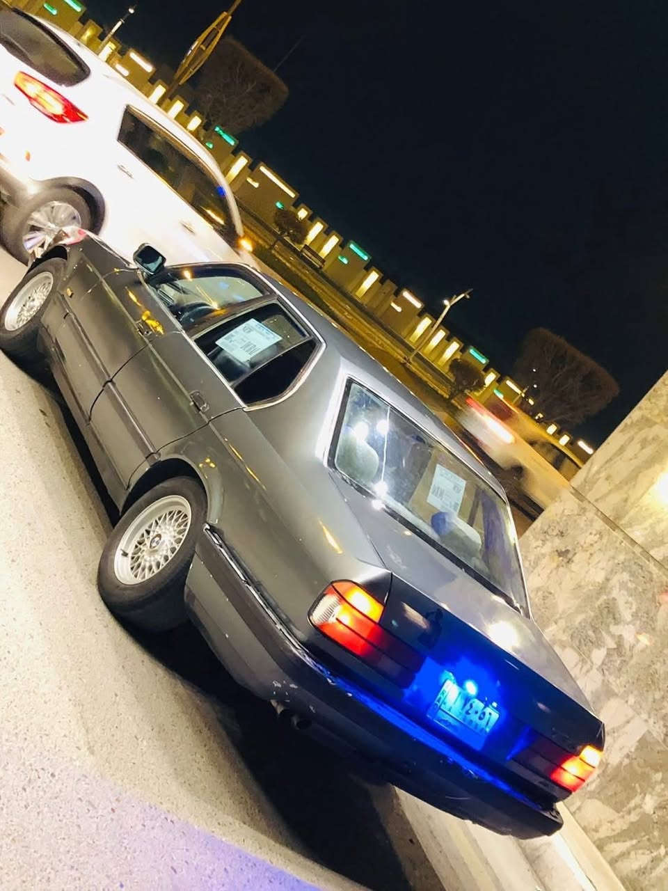 بيع ومراوس بي ام ٧٣٥ موديل ٩١سنويةل28 رقم السياره ديالى مشروع وطني ومكينه كير مكفول تخم تاير دبل جكمجه الصدر خلفي امامي نص عمر  السعر٤٧ وبي  مجال مكاني لانبار حديثه اذه اكو مرواس هم أوروس بي ام مرسدس أوبل فكتره كلشي يرهم لاتصال***********
