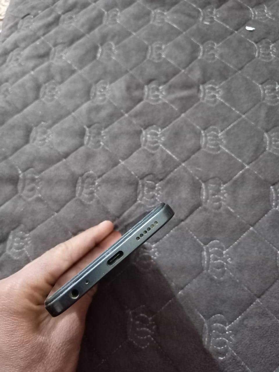 سلام عليكم اخوان جهاز اتيل 70 برو جهاز راقي خير من الله اذاكر 128+4
سعر 150ستفسار ***********
