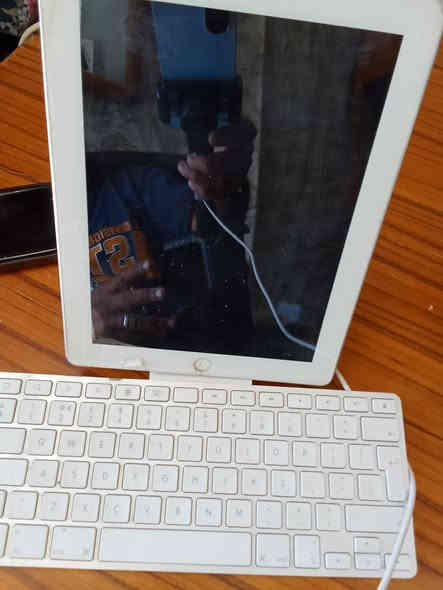 اختر الصوره او المادة السعر مراسلة او اتصال عل واتساب ***********
