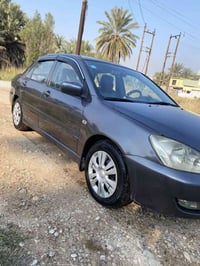 لانسر • ٢٠١١ • محرك 2000