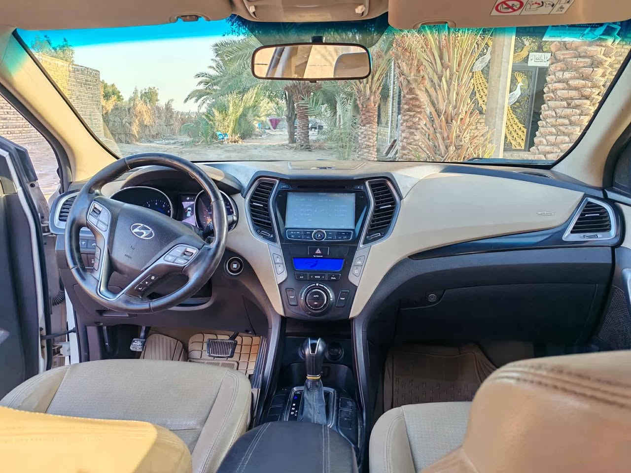 السلام عليكم سنتافي 2016 كفاله عامه
بأسمي سنويتها ل2027  (6سلندر فول مواصفات بدون فتحه)***********

سعرها 178 وبيها مجال
مكان السيارة نجف
