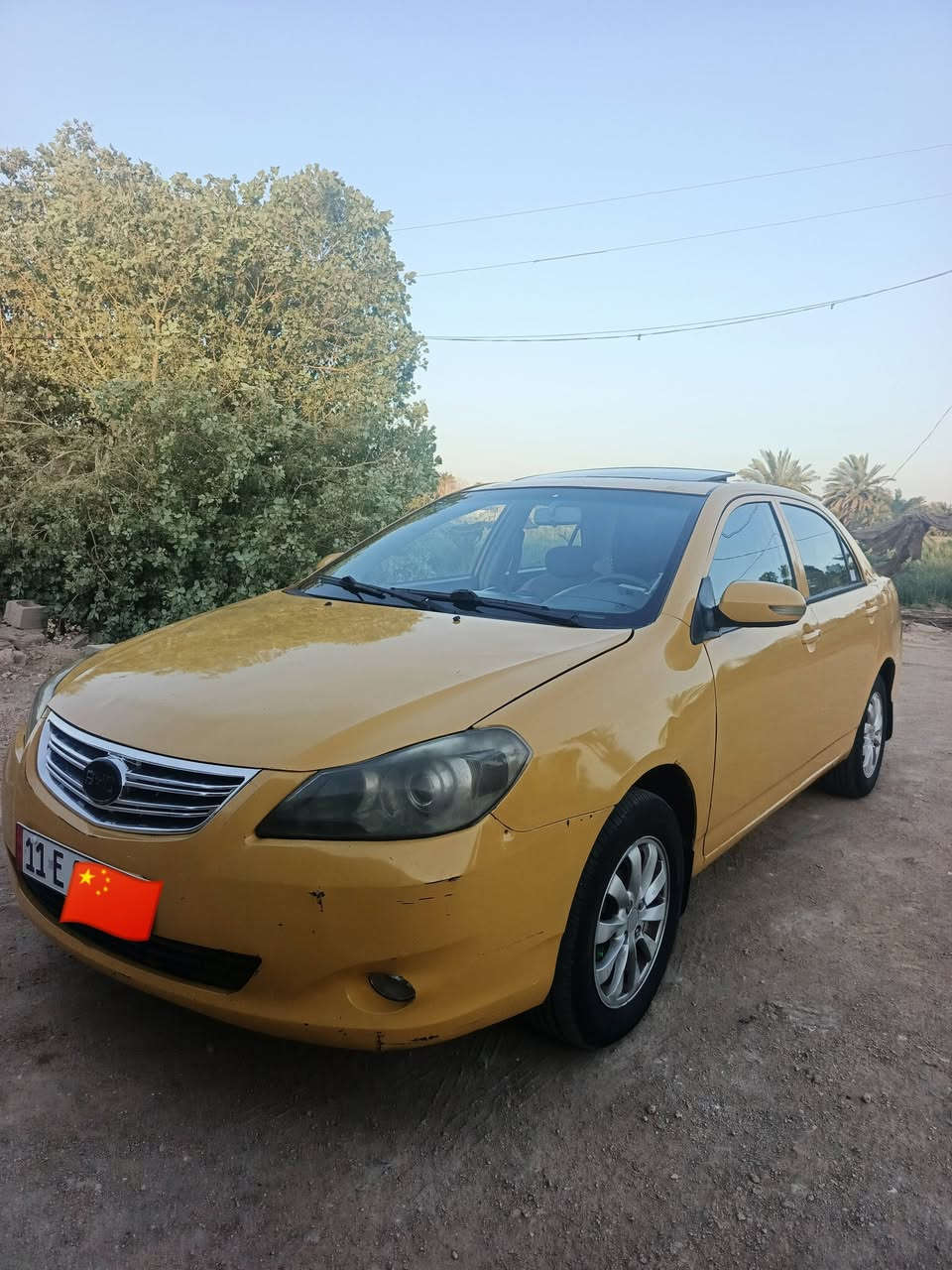 السلام عليكم .. BYD.. G 3.. موديل 13 بيها تبديل بنيد وتصليح بالجاملغ الكدام بسيط والوره هم بسيط ماعابر ماعابرات ابد ابد مصبوغه جماليه مكينة هونده جديده وكير ع شرط تبريد شغال كهربائيات كلها شغاله حداديه تايرات جاهزة من كلشي ومواصفاته معروفه .. رقم بغداد دولي جديد سنويه جديدة الهزة مالتها ماساقطه تحويل ثاني يوم مصفره هيئه وغرامات كلشي موضح بالمنشور الشراي يخابر ويدلل مو شراي اعبر المنشور #بيع_فقط  لان عندي ظرف ورايد ابيعه #سعرها 45 وبيها مجال مكانها #الديوانية_قضاء_الحمزة_الشرقي ..للاتصال ,***********
