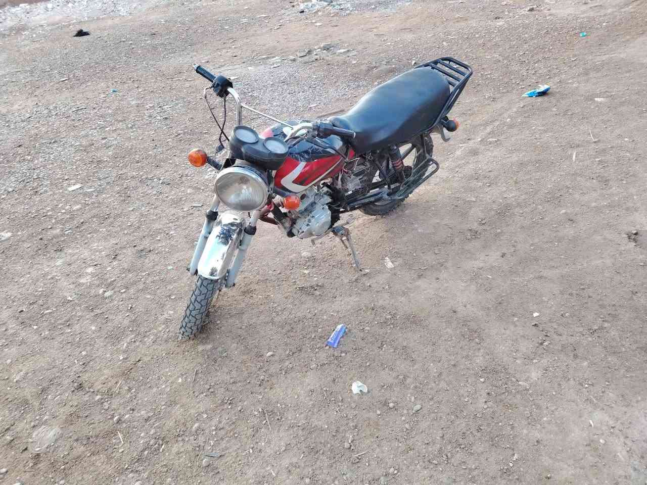 سلام عليكم دراجه تي في اس دراجه مكينتها حلوه بس يرادلها ترتيب يعني تاخذها ترتبه سعر300وبيها مجال مكاني بغداد_شعله رقمي***********
