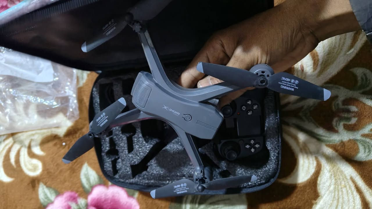 اكتب سعر اعله سعر ابيع 
بطاريتين وكل غراضها كامله


**إذا كنت صاحب هذا الإعلان وتريد حذفه لأي سبب، رجاءا أرسل رسالة إلى الدعم الفني**