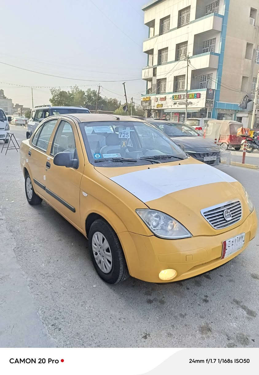 سلام عليكم ورحمه الله 
طيبه موديل 2015 سياره لا تبديل ولا صبغ فقط هلالات
كير ومحرك خير من الله هيه وغرامات مصفره رقم الجديد باقي عل تثبيت 
تبريد شغال صدر مامي خلفي خير من الله 
سياره مال جناي مكان السياره بغداد الجديدة شارع المسبح 
السعر 42 وبي مجال حك الجيه 
***********
