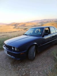 بي ام 520 • كير عادي • فتحة سقف