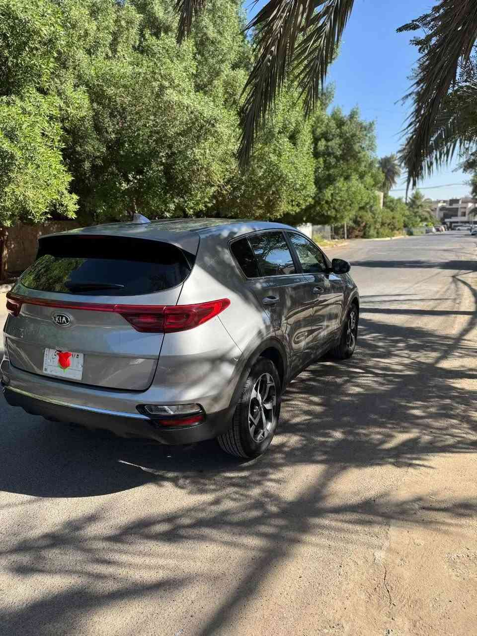 السلام عليكم 
كيا سبورتج 2021 رقم بغداد.  حادث سرقه تاير مكفوله من الصبغ  صور الحادث مرفقه
ماشية 42 mi
المواصفات : محرك 2400 / شاشة // كامرة  / بلوجكتر  / قطعتين تبريد / مانع انزلاق / مانع انحدار / مود درايف / تحكم ستيرن / كروس سرعة / شاشة اعطال / بلوتوث / اواكس / 

عنوان بغداد العطيفيه:📍📍

للاستفسار الاتصال بالرقم :***********
