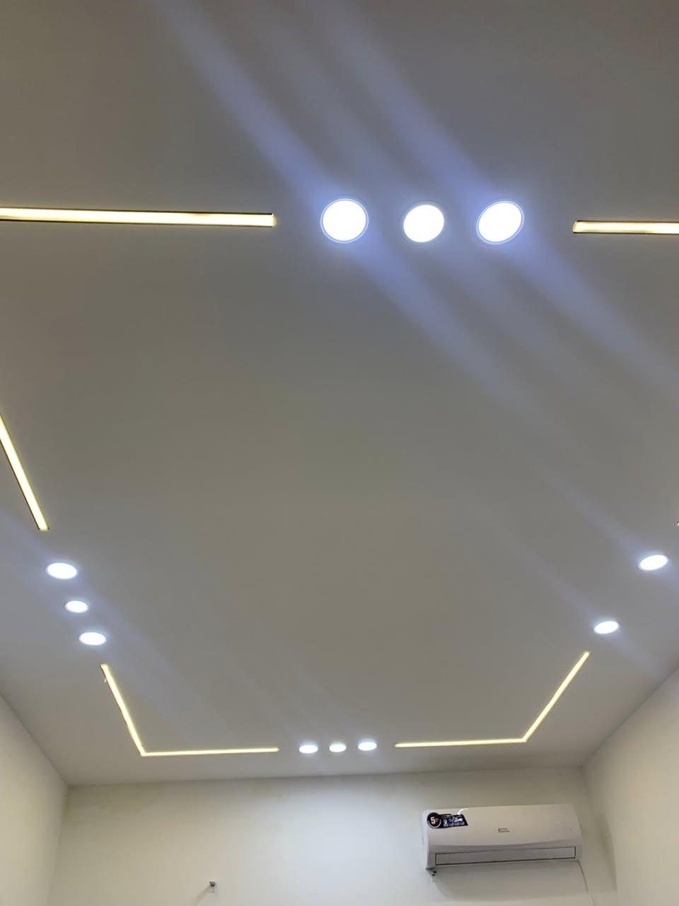 السلام عليكم
@ليكتمل جمل بيتك

سعر المترالبكس كرسته وعمل ١٥٠٠٠ 

سعررگم عدل ساده ٢٠٠٠٠ الف 

سعر المتر رگم وبكس كرسته وعمل ٢٥٠٠٠ الف 

***********
