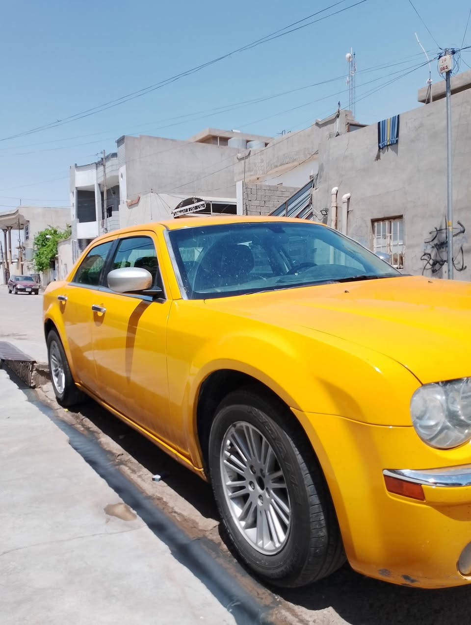 أوباما عشرة
أربعة چوك محرك وكير بالشرط صدر أمامي وخلفي مظبوط تبريد شغال منظومة غاز كود بانزين مصفرة هيئة وغرامات خط كركوك ديالى رسمي سنوية باسمي شرط التحويل السعر 105 وبيه مجال بسيط الاستفسار ***********
