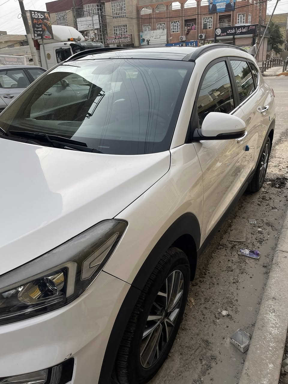 توسان 2019 خليجي ماشي 88
مواصفات اعلى شي واحد على واحد بيها قطعتين بارد شبر و البنيد مبدل 
سعر 185$
للاستفسار ***********
المكان بغداد-احي ارو
