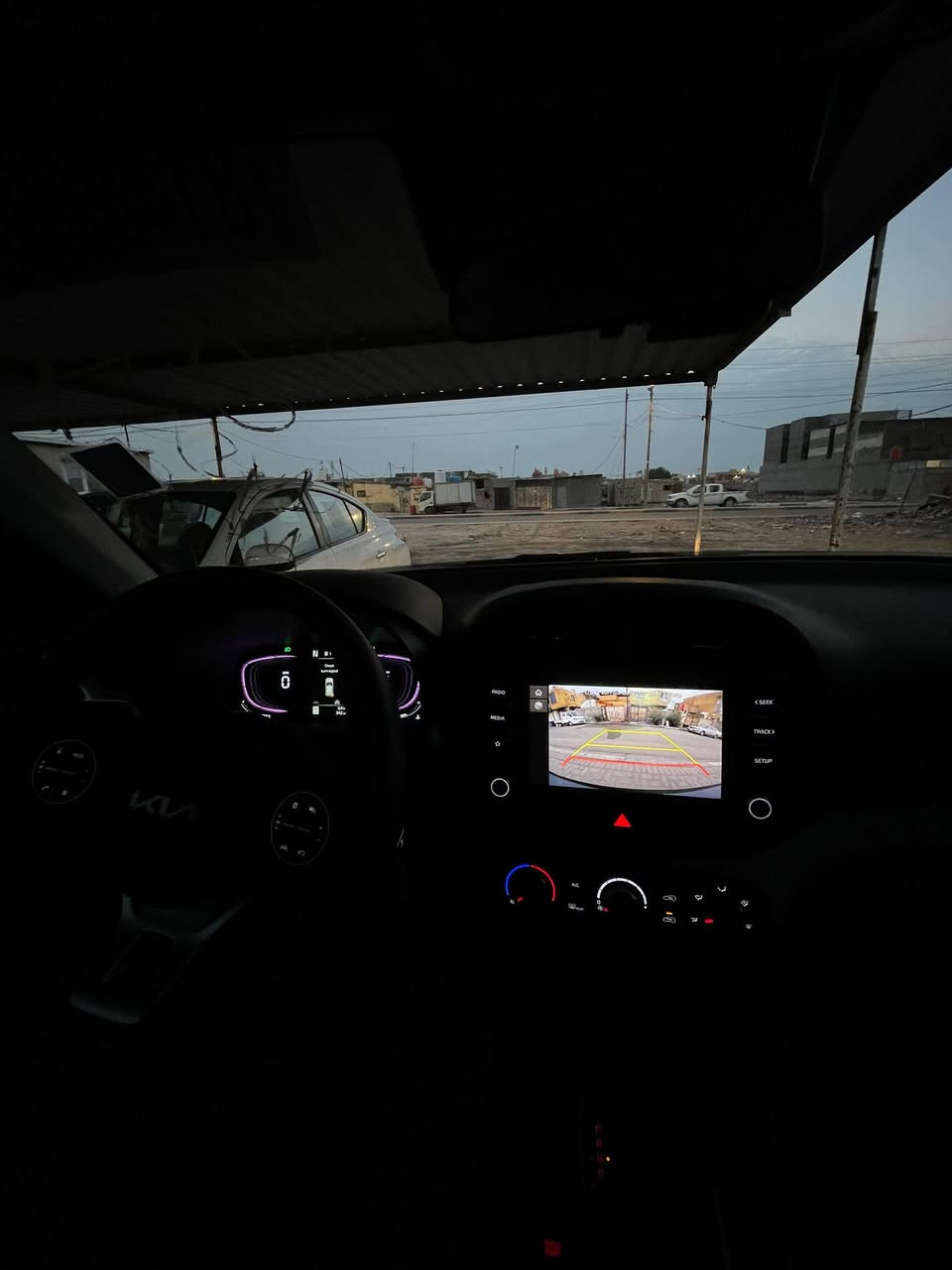 سلام عليكم 
كيا صول مديل 25 زيرو (ماشيه 300كيلو. فقط) للبيع او مراوس حسب الرغبه
داخله تقرير غرق 
بدون رقم منفيس بسمي 
 تترقم جميع المحافظات 
عده الاقليم 
سياره كفاله عامه ضربه صبغ تبديل فتح وشخط ورصعه 
مكان سياره بصره قبله حي المهندسين قرب محطه وقود (⛽ المجتبئ) 
للاتصال 

***********
