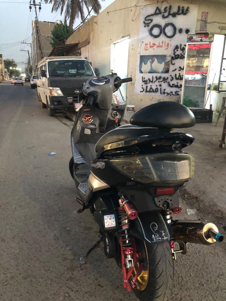 الحلوه للبيع ملغومه تزويد شوفت عينكم
الاغراض البيها
صدر امامي كرزي
فج كرزي
صينيه كرزي
شفت ويل امامي
جاملغ رياضي
براغي فج رياضيات
كولي نار كرزي رياضي
قباغه كور رياضي كرزي
دشلي سنتر رياضي
كلج امامي خرز كبار 
كلج خلفي
دبلان خلفيه كرزي
فراك كرزي
قاعده مال دبل اصلي ذهبيه
هاوزن رياضي
وياله مشيف
صالنصه 
وبعد هواي نواعم مذاكرهن
مكاني دوره ب 1250 وبيها مجال بسيط
***********
