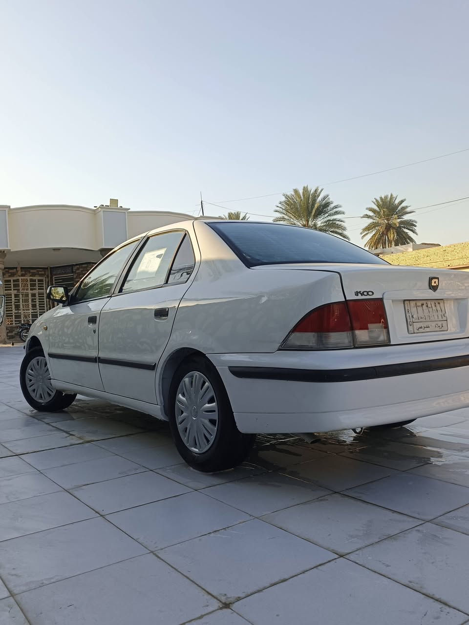 سلام عليكم سمند ٢٠١١ 
كفاله بيه فقط بنيد مبدل اصلي 
سياره جديده وجاهزه تخم تاير مكينه 
جديده صار له سبوع من شاده تبريد تدفئه 
كهربائيات كله شغاله 
47 $بيه مجال 
مكاني حله مركز مدينه 
***********
