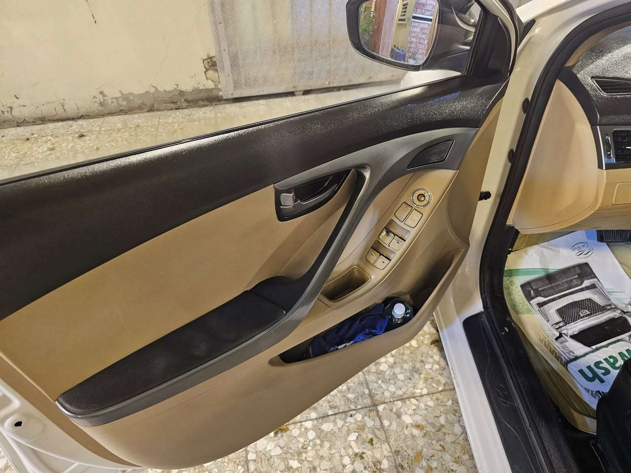 السلام عليكم النترا ٢٠١٤ خليجي السيارة جديدة  بيهة ربع البنيد صبغ فقط ومابيهة اي نقص وجواهة تخم تاير صدر امامي خلفي جديد رقم اربيل بسمي الشخصي السعر ١١٠ المكان محموديه *********** /***********
