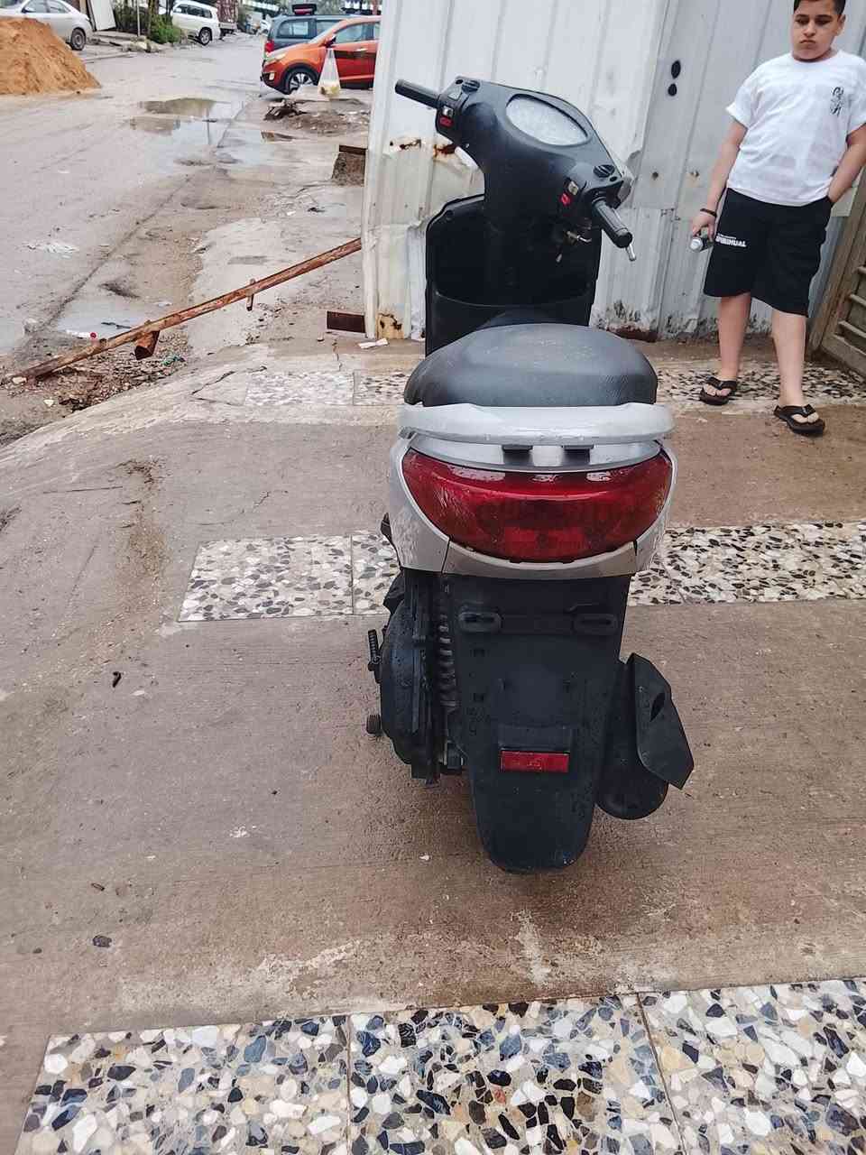 بريز لايت عالي حديث كله ختم واحد كله شغاله اي نقص مابيه نضافه فول دراجه جديدة لوك السعر ٦٠٠ بغداد الأمين ***********
