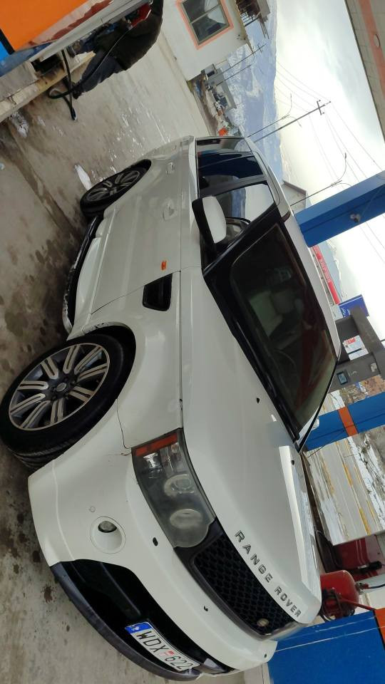 رەنج قەپات ماسەفات کامل کراوتە 2013 خۆی مۆدیل 9 بێ لیدران بی سبوخ هەمووگیانی بەشەرت مەکینەی3000 مەرخوب سوران, أربيل


**إذا كنت صاحب هذا الإعلان وتريد حذفه لأي سبب، رجاءا أرسل رسالة إلى الدعم الفني**