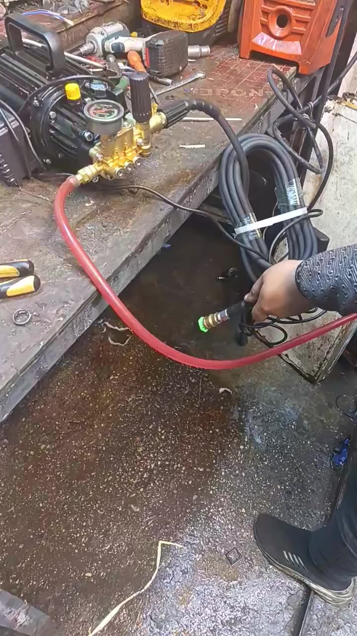 السلام عليكم
فاره غسل ١٦٠ بار
ملف ٣ حصان نحاس
سحب ١٤ لتر بلدقيقه
ضمان ٣ اشهر
عنوان الورشه السنك خلف المصرف الصناعي


**إذا كنت صاحب هذا الإعلان وتريد حذفه لأي سبب، رجاءا أرسل رسالة إلى الدعم الفني**