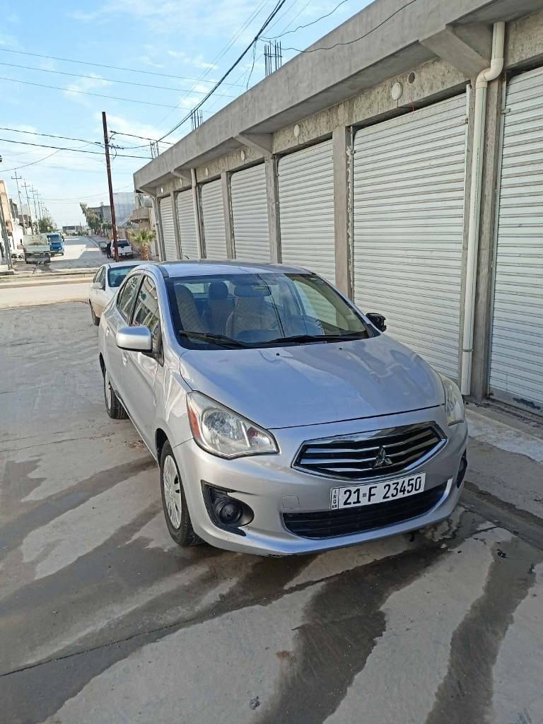 ميراج موديل 2017سنويه جديده بسمي كوبون بنزين بيها ضررها ثلاث قطع أمامي بدواخل بشرط فحص سعرها 85مكاني كركوك شوراو ملاحضه أني مكلف بالنشر خابر ع رقم ***********او*********** كركوك, العراق
