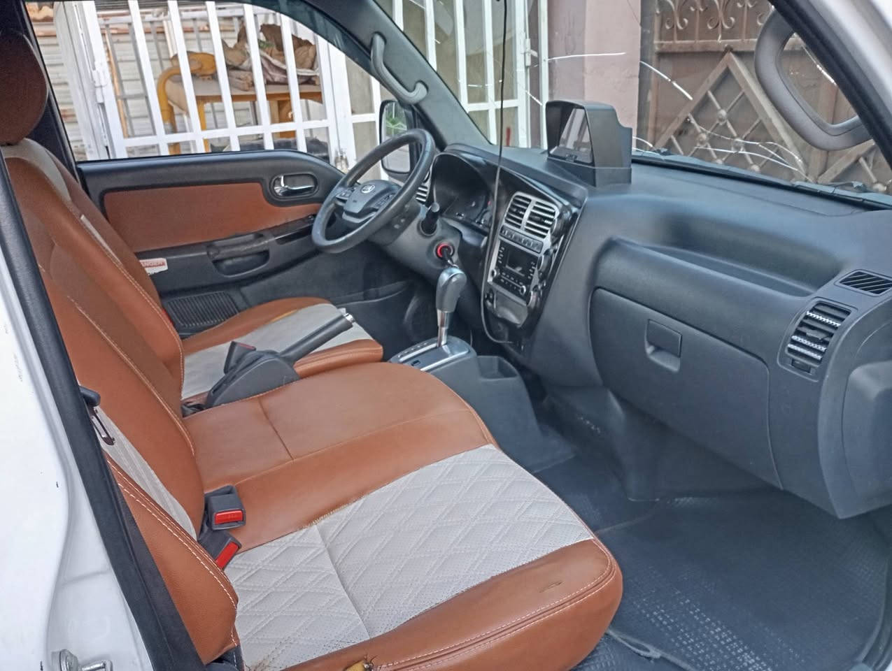 كيامسكرادبلوجاف اوتوماتيك2018رقم بغداد انكليزي  مكفولة ماعدا شبرين بارد باب السائق خمس دكم السعر 142 نهائي عنواني بغداد الجديده ورقمي ***********غير متواجد على النت
