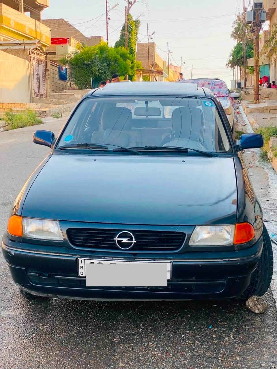 السلام عليكم
أوبل أسترا موديل 92 إني الشرعي محرك بي بخار مامصبوغه بس البوند إني صبغتو علمود الهزه وبعد مامبولش محرك 16 سنويه ماصاقطه السعر 43 اتصال ***********
