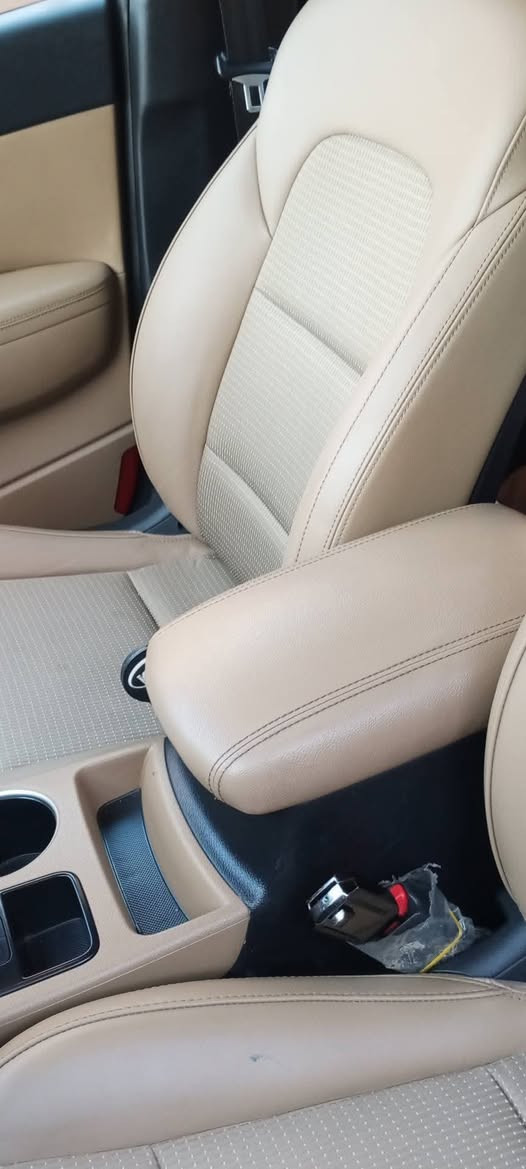 سلام عليكم
سبورتج ٢٠١٩ خليجي  
رقم انكليزي كربلاء 
محرك 2000
حساسات أماميه وخلفي
ويل رياضي 
انضمت قياده 
كامره خلفيه 
مرايات شفط
زراك لايت  
سياره جديده ماناقصه شي  كفاله عامه 
رقم ***********  السعر ١٨٧وبي مجال
