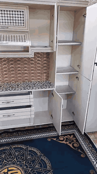 سلام عليكم ، كاونتر كبس خشب للبيع سعر 500 الف كلشي مبين بالفيد ***********
