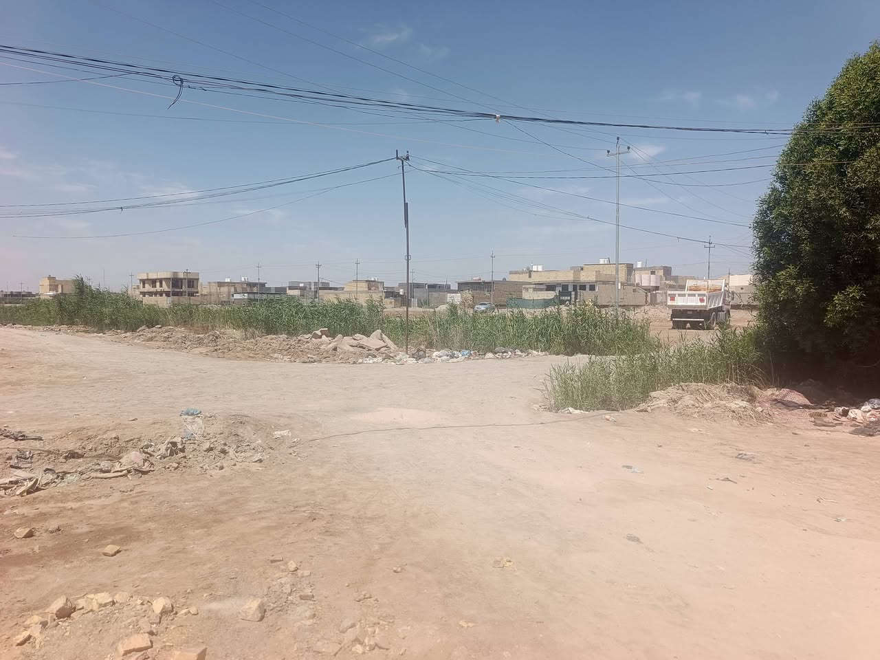 السلام عليكم بيت على الحولي مقبيل مجمع نبيل مساحه ٢٥٠متر طابو زراعي سند ٢٥  البيت عيز بس الداخل سراميك ولبخ البيت ملبوخ من الخارج داير مادايره وحته الواجهيه ملبوخه وكامله البيت ركن  وبناء بلوك وعكاده ٤٢مليون وبي مجال للشراي وأي ستفسار الاتصال على الرقم
***********
السلام عليكم بيت على الحولي مقبيل مجمع نبيل مساحه ٢٥٠متر طابو زراعي سند ٢٥  البيت عيز بس الداخل سراميك ولبخ البيت ملبوخ من الخارج داير مادايره وحته الواجهيه ملبوخه وكامله البيت ركن  وبناء بلوك وعكاده ٤٢مليون وبي مجال للشراي وأي ستفسار الاتصال على الرقم
