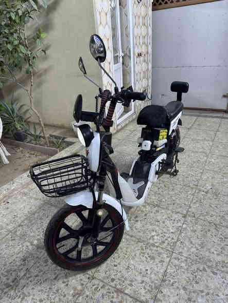 السلام عليكم 
للبيع دراجة شحن
 حجم ٢٠ شركة HIS 
هيه دراجه شحن وهيه بايسكل 
بلوتوث  5 بطاريات 2 بصمه 2 كارت 2 سويج دراجة جديدة بمعنى الكلمه تجي تفحصه وتشوفه بعينك
السعر 450 وبيها مجال
مكاني بغداد الدوره 
***********
