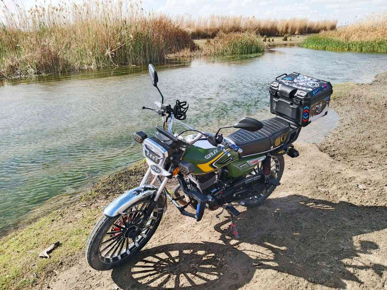 مكلف بالنشر،25 زنجيل محرك 200 اوراق للاستفسار اتصال فقط 
*********** المكان القائم الكرابله
