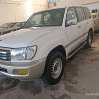 تويوتا لاندكروزر • لاندكروزر 2002 • سيارة جيب • كير عادي • محرك 6 سلند...