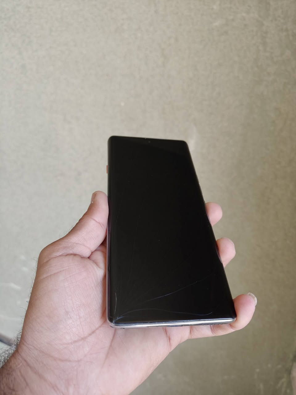 سلام عليكم للبيع TECNO CAMON 40 Pro 5G
الجهاز بي كسر بل شاشة موضح بل صور 
الجهاز كلش طبيعي مكفول من العطل أو التصليح
السعر 200 وبي مجال أتصل لمعرفة التفاصيل
***********
