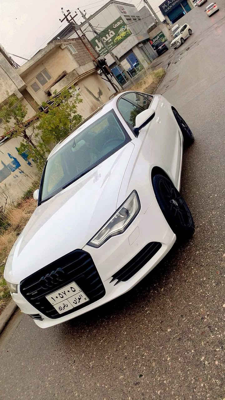 السياره اودي اي 2012 .6 السيارة فول فول كلين بدون دعم بدون صبغ السعر على الخاص المكينة الستة تنفس
طبيعي***********
