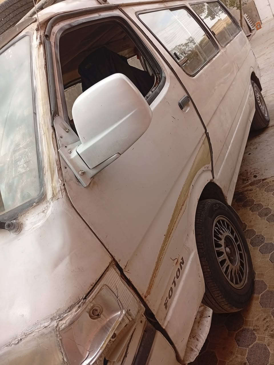 سلام عليكم فتون للبيع بلاديه كير عادي رقم الماني (أ) سعر 17 مكاني بصره ابي الخصيب
***********
