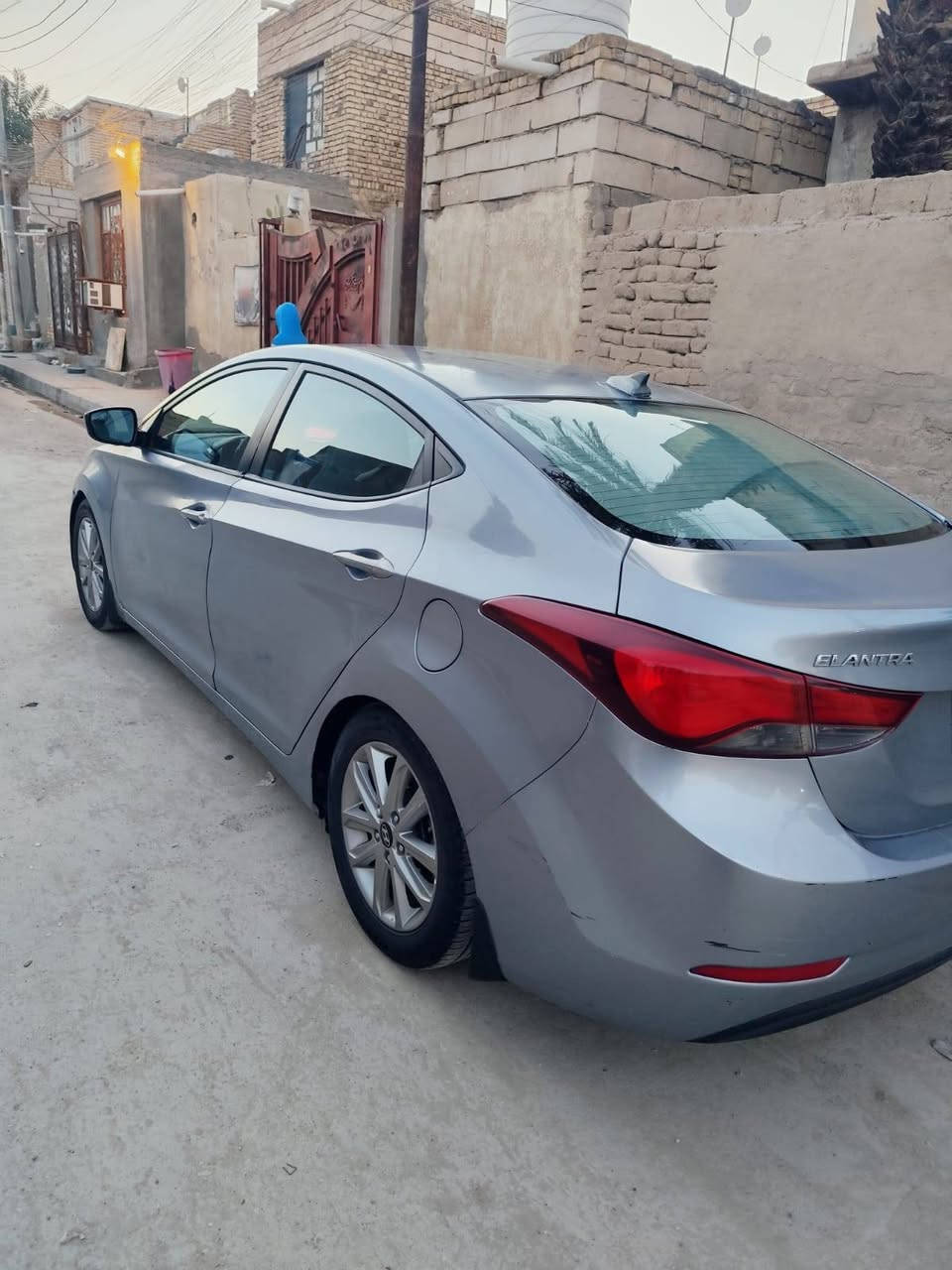 سلام عليكم الانترا موديل 2016 وارد امريكي بيه جاملغ جه الأيسر تخم تاير تبريد ثلج حداديه مكينه وكير كفاله عامه السياره بسمي رقم ذي قار الاستفسار على الرقم ***********
