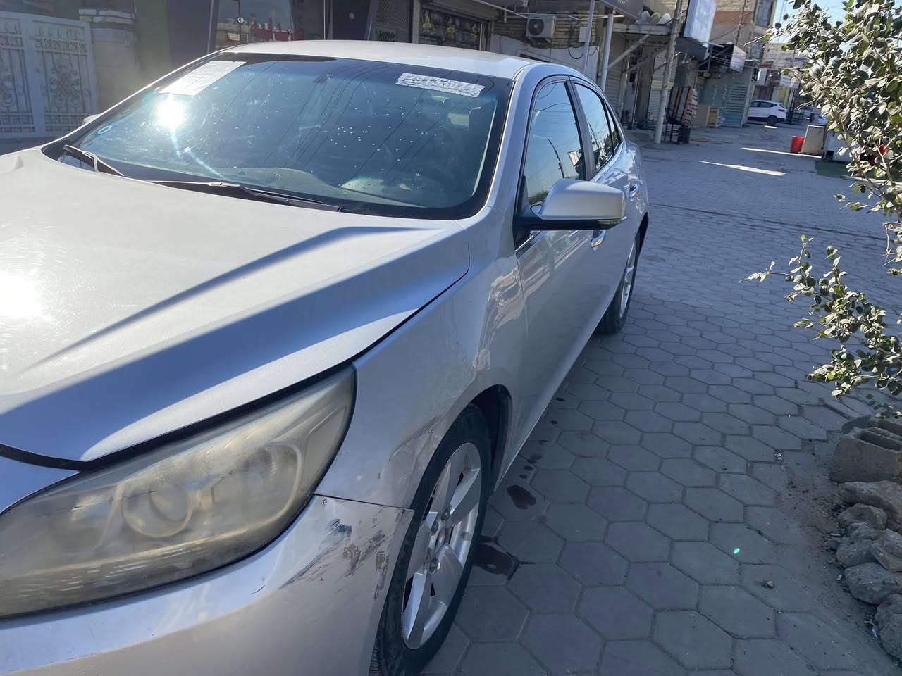 السلام عليكم ماليبو ١٣ خليجي ٢٤٠٠  كير محرك مكفولات مواصفاة lt سياره بيه صبغ صفحه بدون حادث وسونارها موجود بالصور وبيه طخه مال تكتك موضوحه بالصور رقم بغداد باسمي  مكانها بغداد المحموديه بيع او مراوس سعرها٨٠ وبيه مجال السياره يرادلها ترتيبات تجي ونتفاهم عليها وتدلل


**إذا كنت صاحب هذا الإعلان وتريد حذفه لأي سبب، رجاءا أرسل رسالة إلى الدعم الفني**