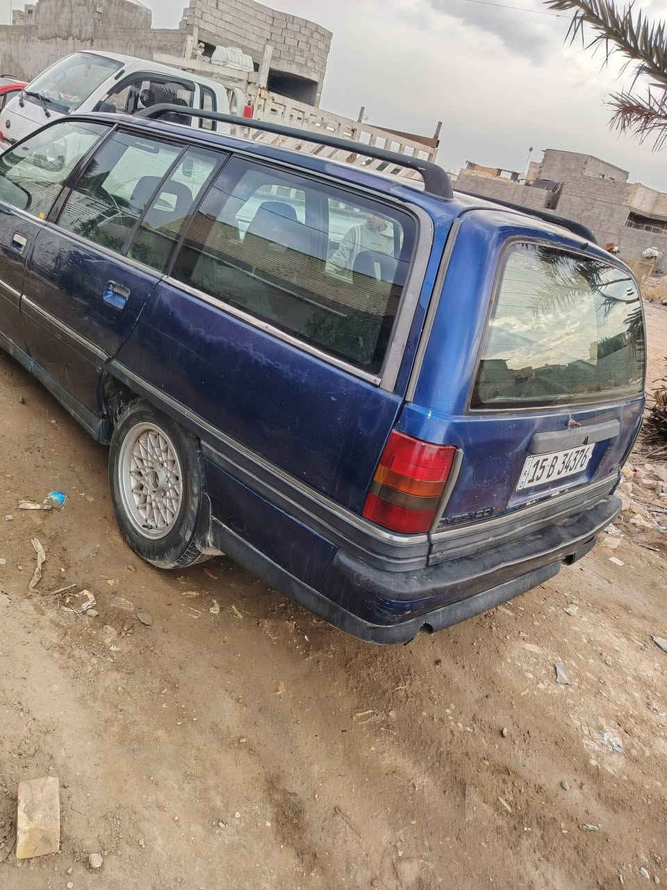 السلام عليكم اوبل اوميكا موديل 93 رقم انبار الجديد مشروع وطني وبسمي السياره بدون صبغ بدون خياس بيها جراد مثل مموضح بالصوره مكينه وكير خير من الله لا تبخير ولا تنقيص صدر امامي خلفي تمام السعر 34 وبيها مجال ومراوس هم ترهم حسب القناعه واسف ع اطاله
***********
***********
