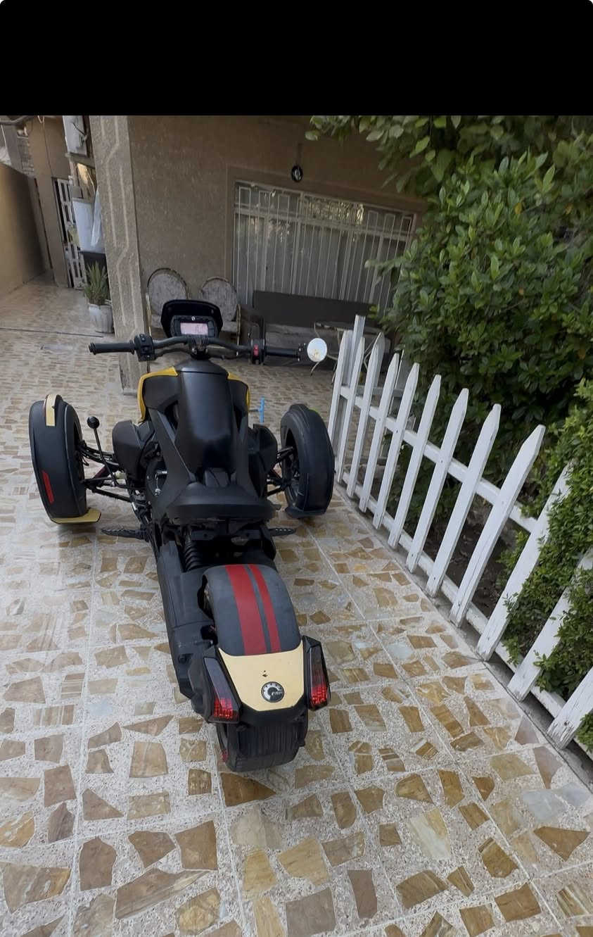نوع CAN AM RYKER 900 2023
محرك 900CC كير اوتماتيك دراجه جديده ونضيفه تايرات ودهن
وفلاتر كله جديد بدون ارقام للاستفسار ***********
