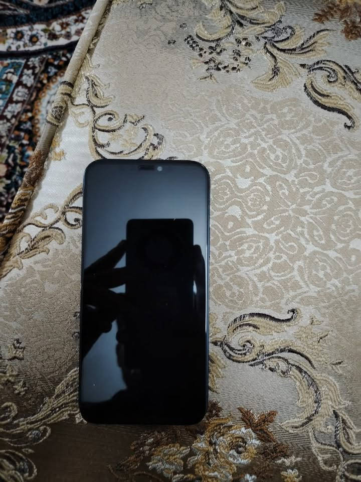 ايفوان 12 ذاكره 64 تك سيم للبيع شاشه او بطاريه مبدل بل شرط اصلي السعر 225.   تواصل ***********عل وات ساب
