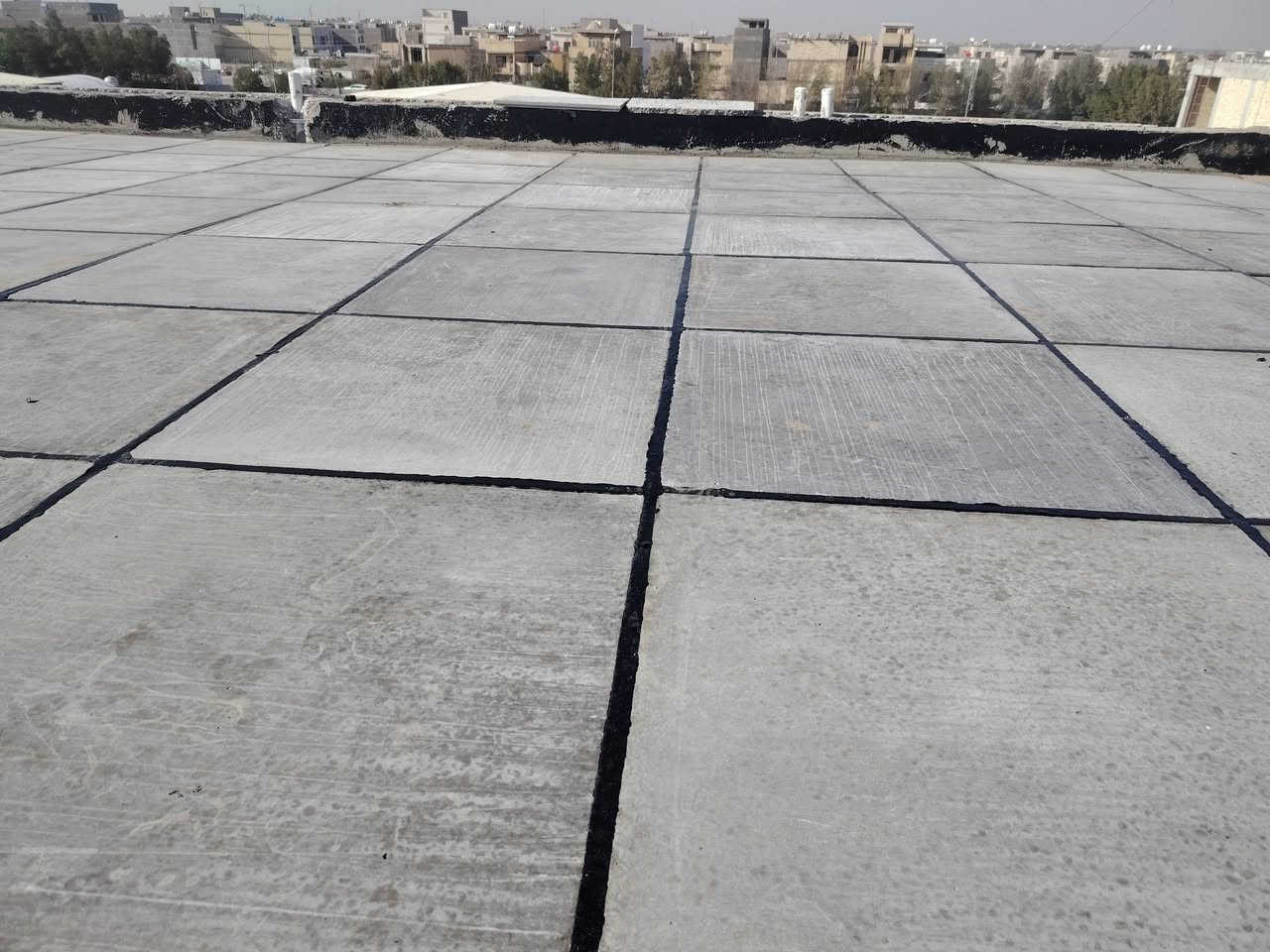 السلام عليكم يوجد كادر العادة الماستك  وترميم السطوح القديمه والمدارس وجميع دوار الدواله لتطبيك شتايكر السطوح نشتغل عمل وكرسته وعمل نعمل في بغداد وبابل وكربلاء وكل المحافظات للاتصال***********
*********** واتساب
