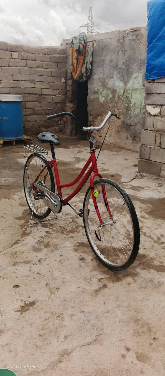 بيسكل البيع السعر 35 ألف مكان القرنه بهورسعد ***********
